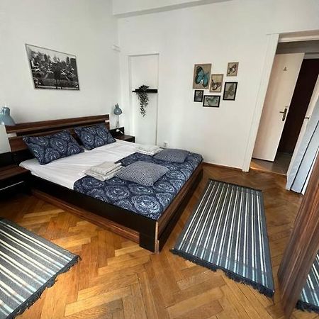 Apartament Ultracentral Universitate บูคาเรสต์ ภายนอก รูปภาพ