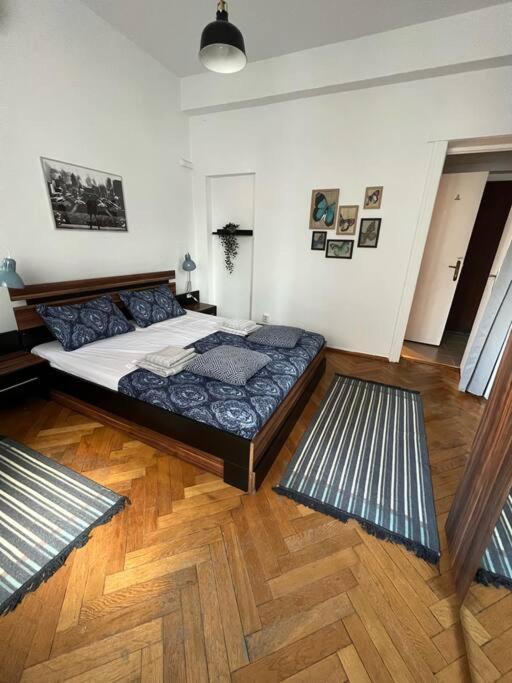 Apartament Ultracentral Universitate บูคาเรสต์ ภายนอก รูปภาพ